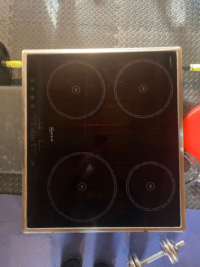 NEFF 4 point induction hob