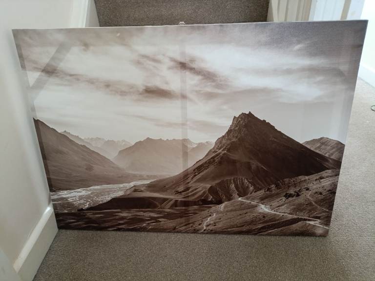 Extra Large Canvas Mountain Landscape Picture – Brown Tones