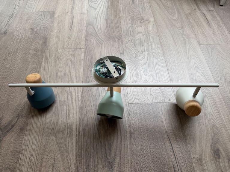 Stylish Ceiling Spotlight Bar with Three Adjustable Lights