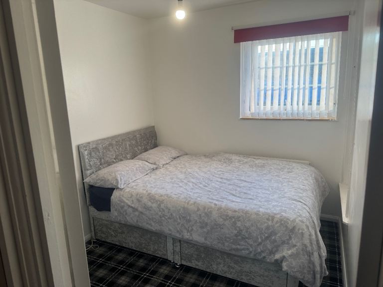 Single Room available 