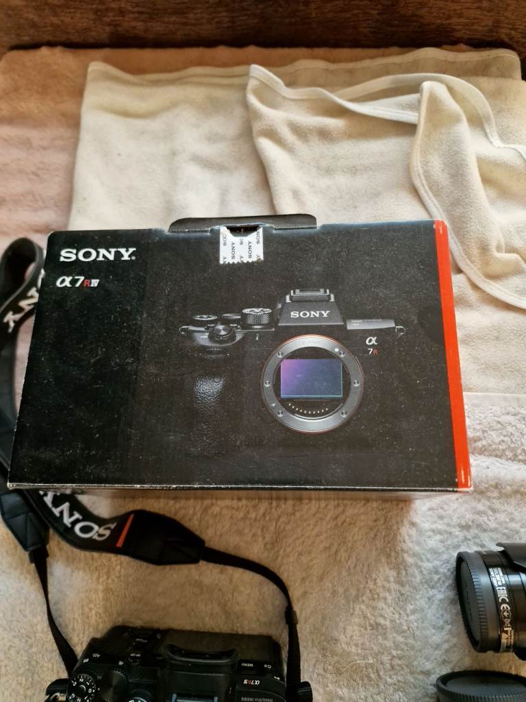 image for Sony a7r iv for sale 