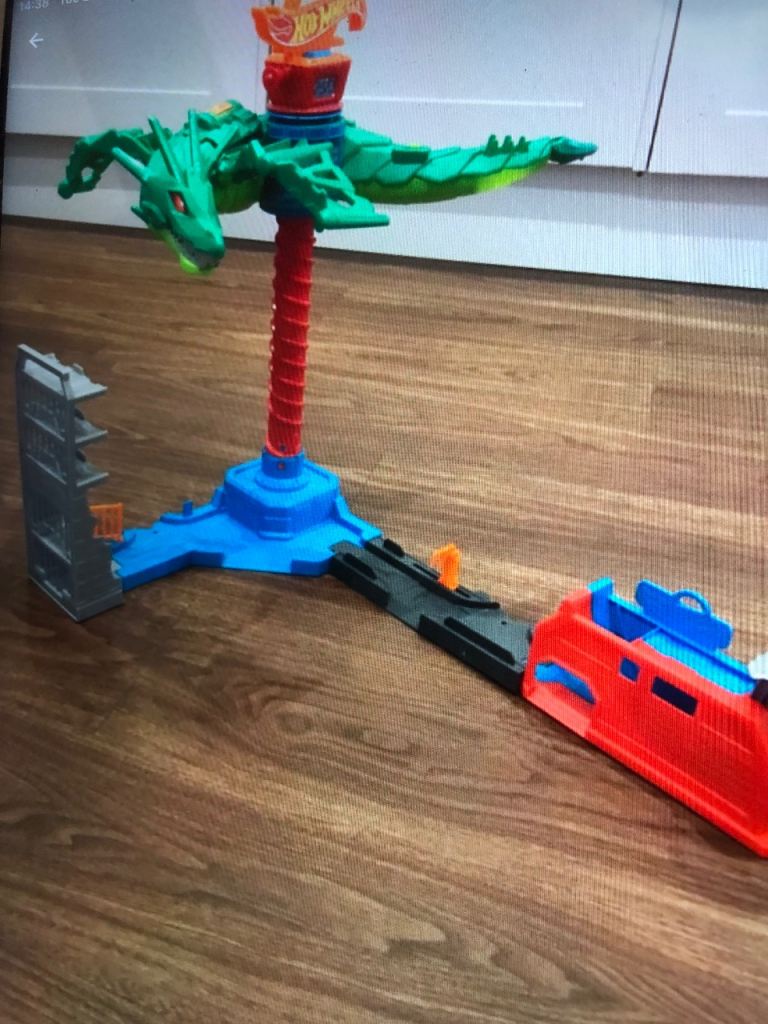 Hot wheels Air Attack dragon. 