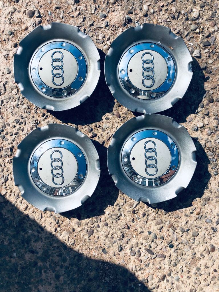 AUDI S3 2007 CENTRE CAPS ORIGINAL