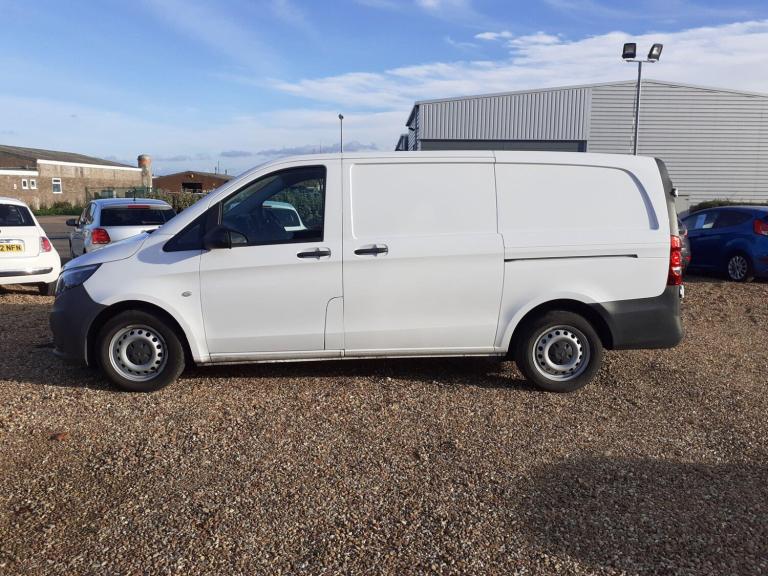 2021 Mercedes-Benz Vito 110CDI Progressive Van PANEL VAN DIESEL Manual