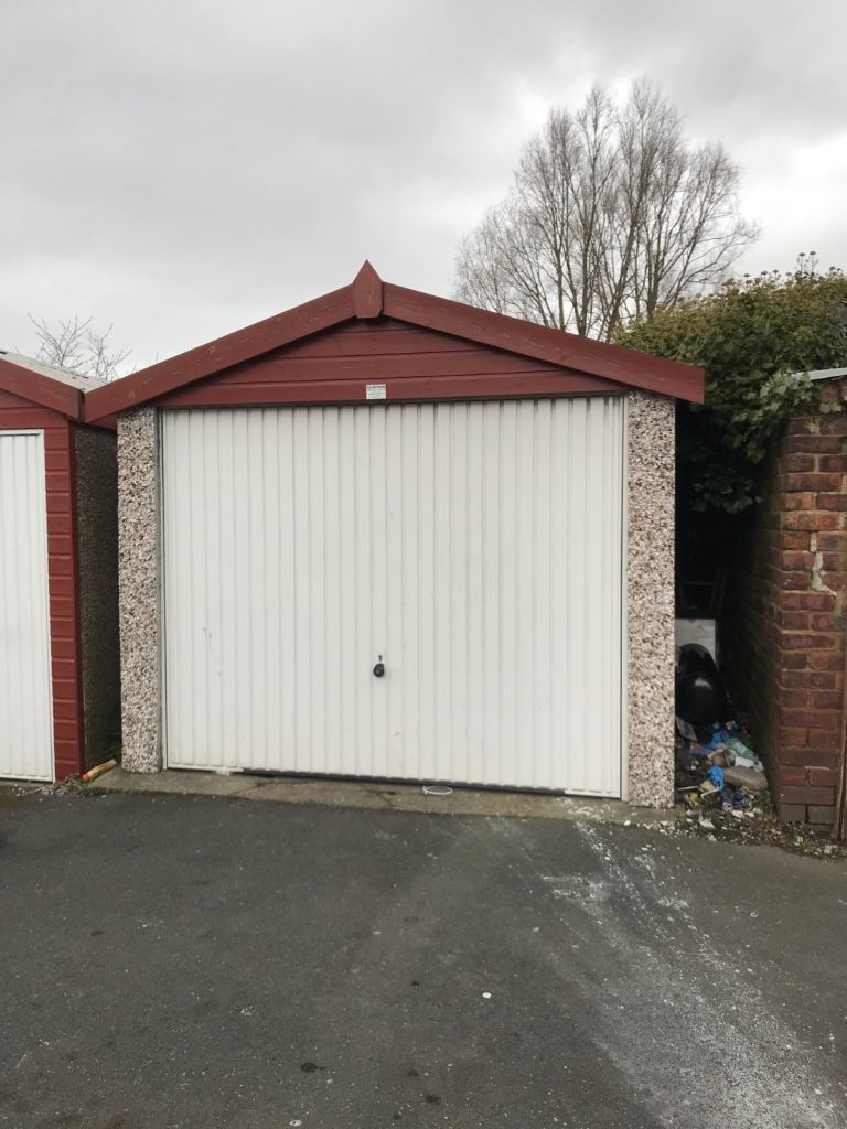 Secure Lock Up Garage to Rent, ideal for vehicles or safe dry storage.