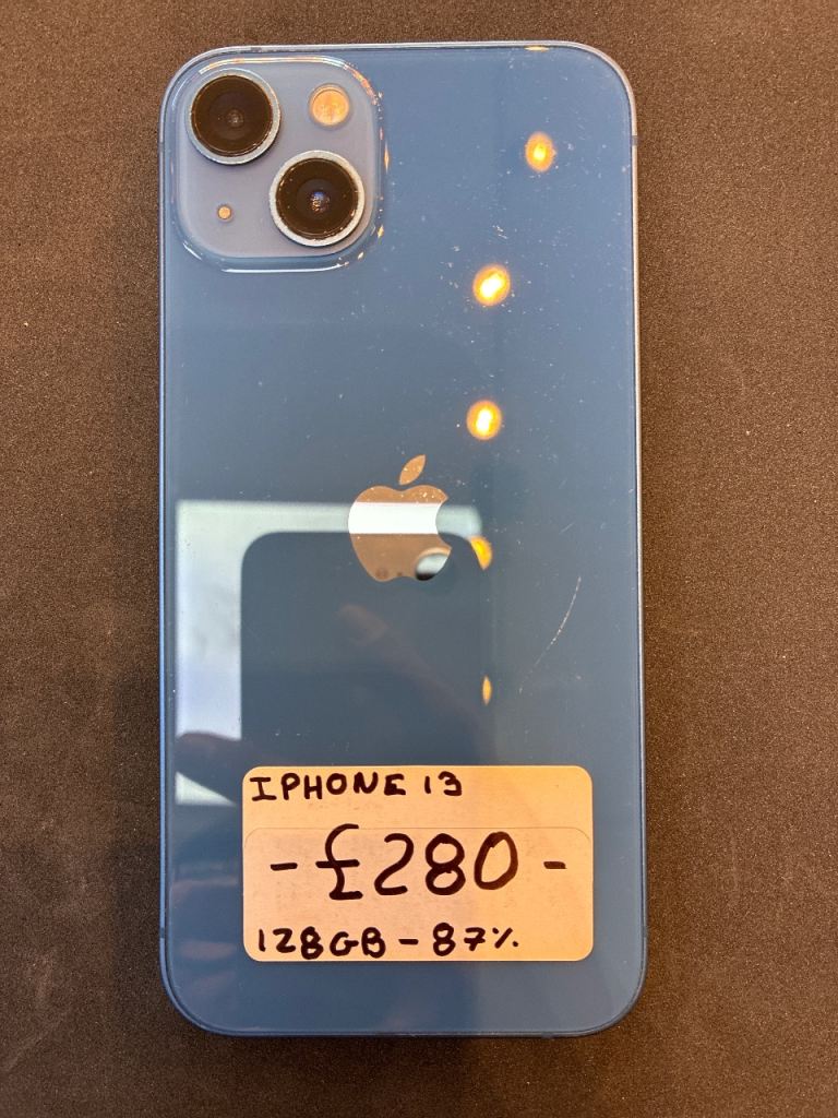 Apple iPhone 13 128GB Blue – Good Condition