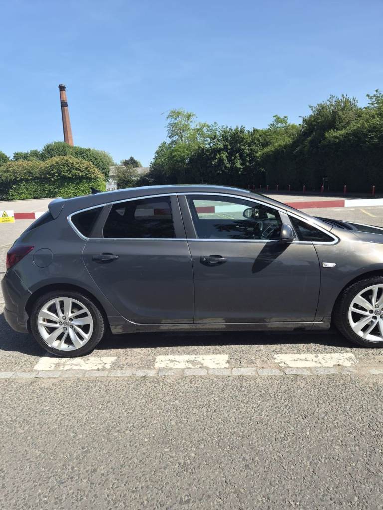 Vauxhall, ASTRA, Hatchback, 2015, Manual, 1598 (cc), 5 doors