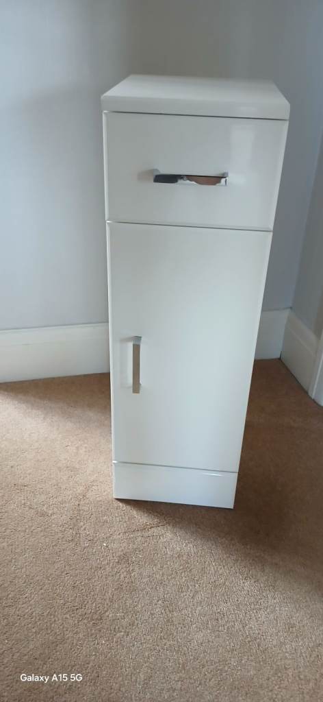 Gloss White Freestanding Bathroom Cabinet