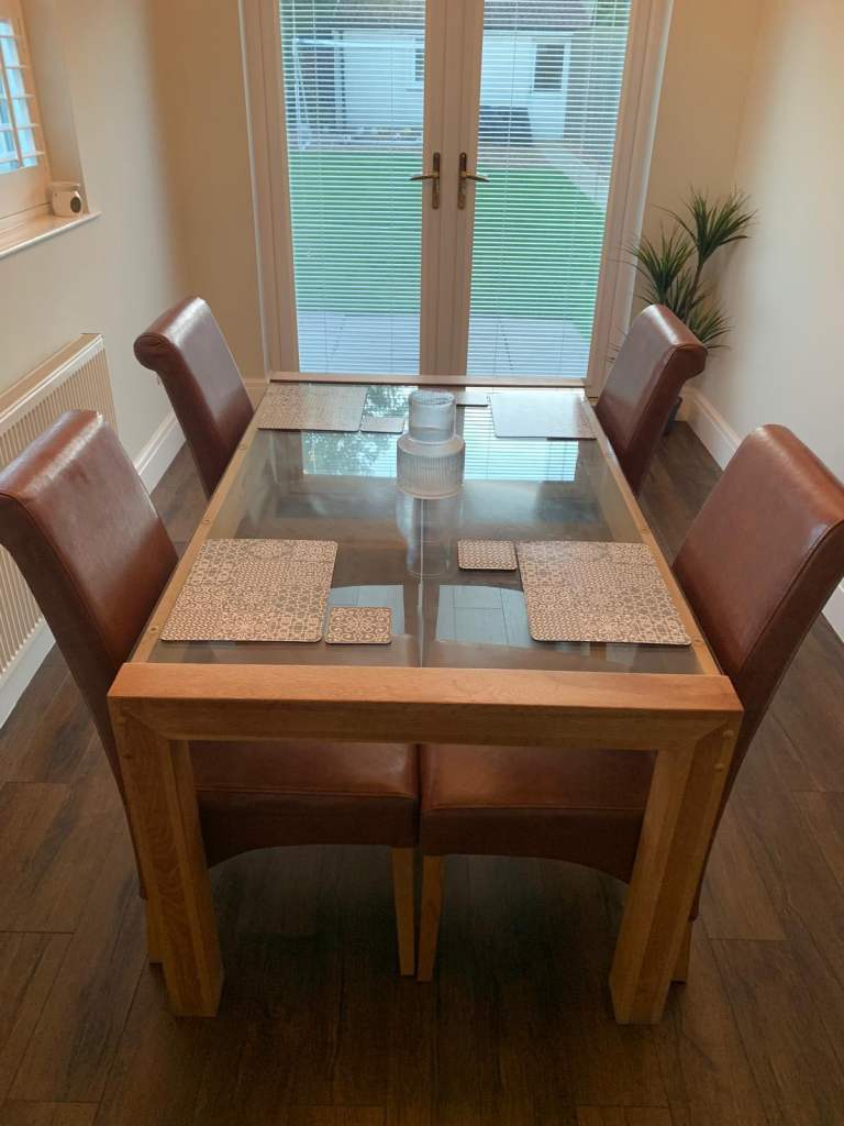 Set of 4 Brown Leather Dining Chairs – High Back / Scroll Top
