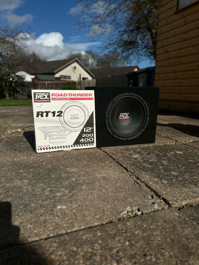 MTX roadthunder rt12 subwoofer