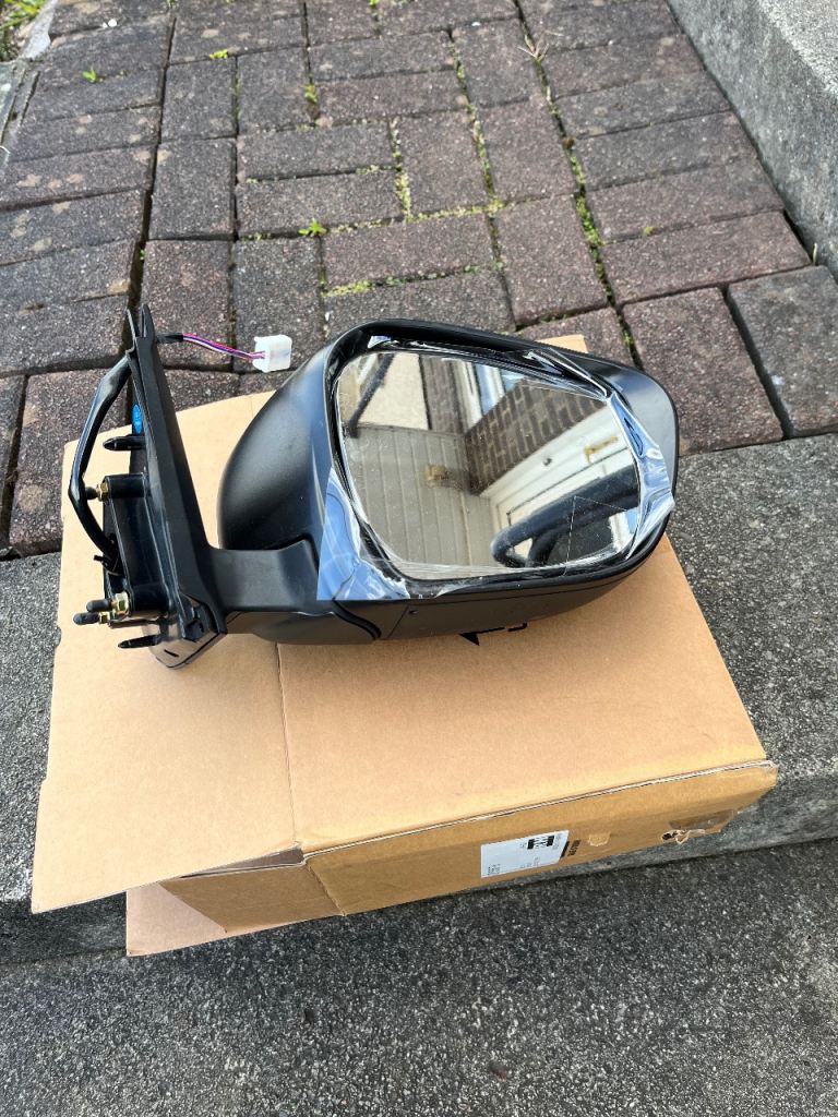 Nissan Navara D23 /NP300 drivers mirror new