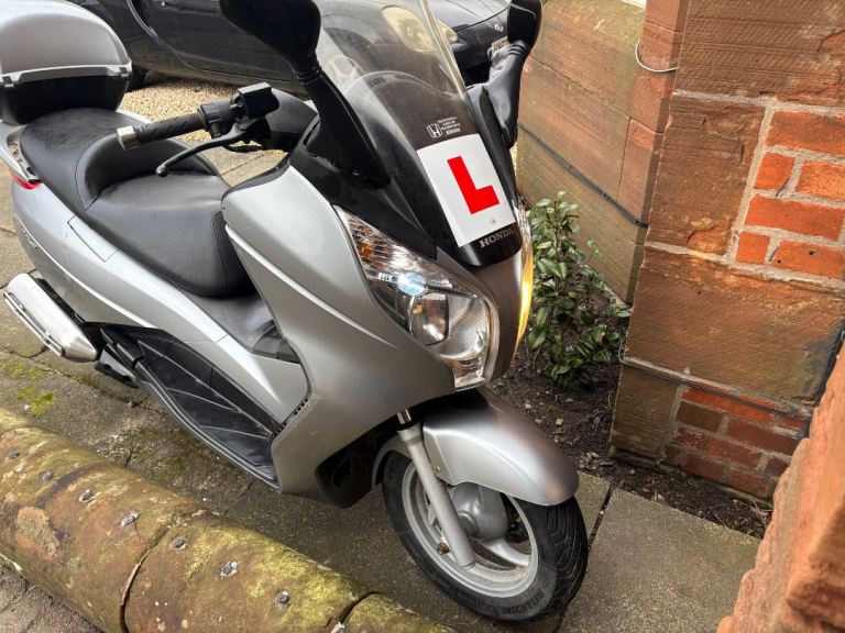 Honda, FES125 S-WING, 2009, 125 (cc)