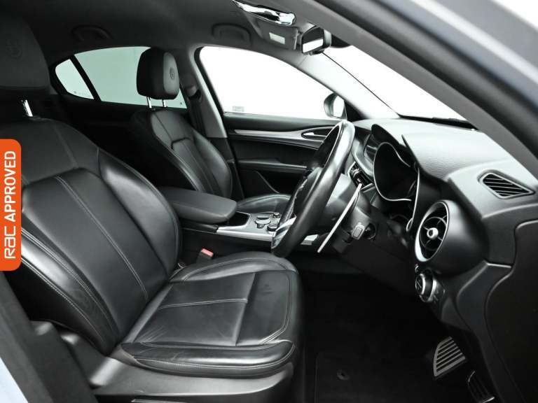 2021 Alfa Romeo Stelvio 2.2 TD Sprint SUV 5dr Diesel Auto Q4 AWD Euro 6 (s/s) (190 ps) SUV DIESEL...