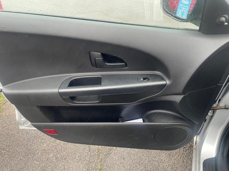 2010 Kia Ceed 1.6 CRDi 1 Euro 4 (s/s) 5dr HATCHBACK Diesel Manual