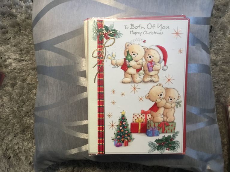 image for 12 Huggy Christmas cards