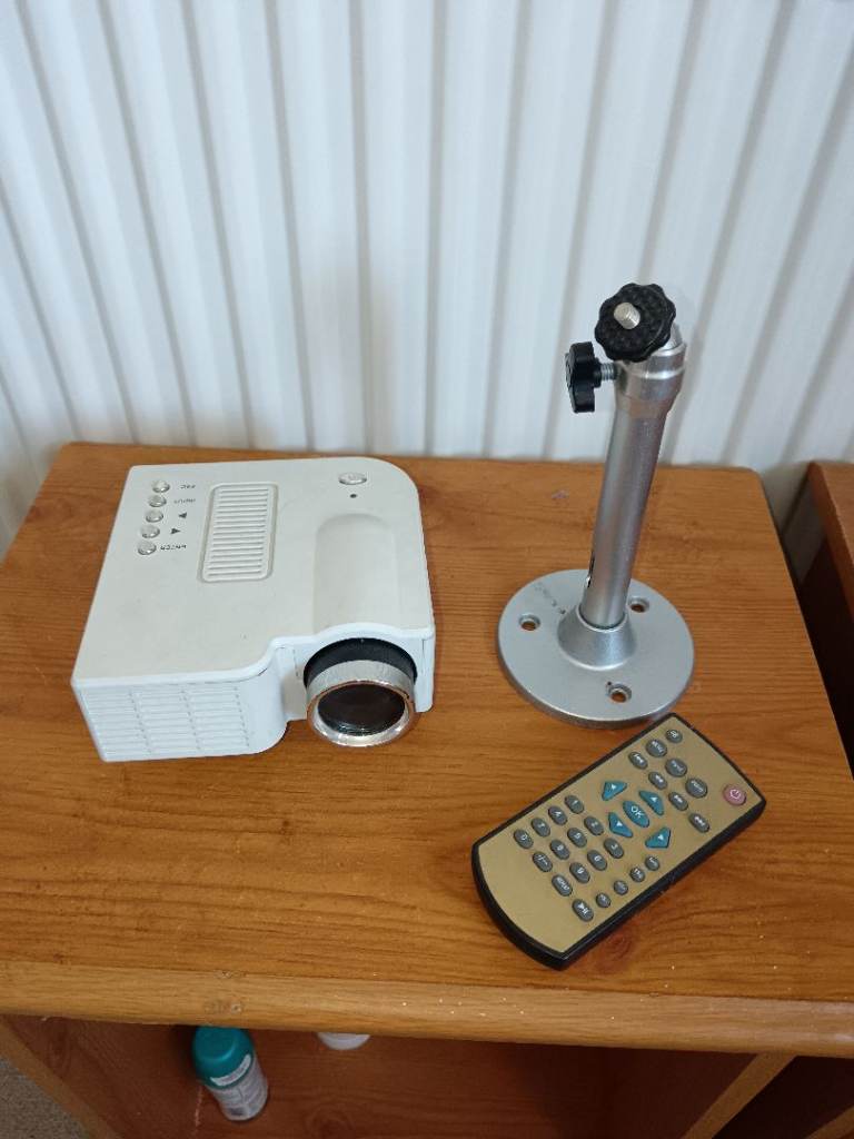 Projector and stand 