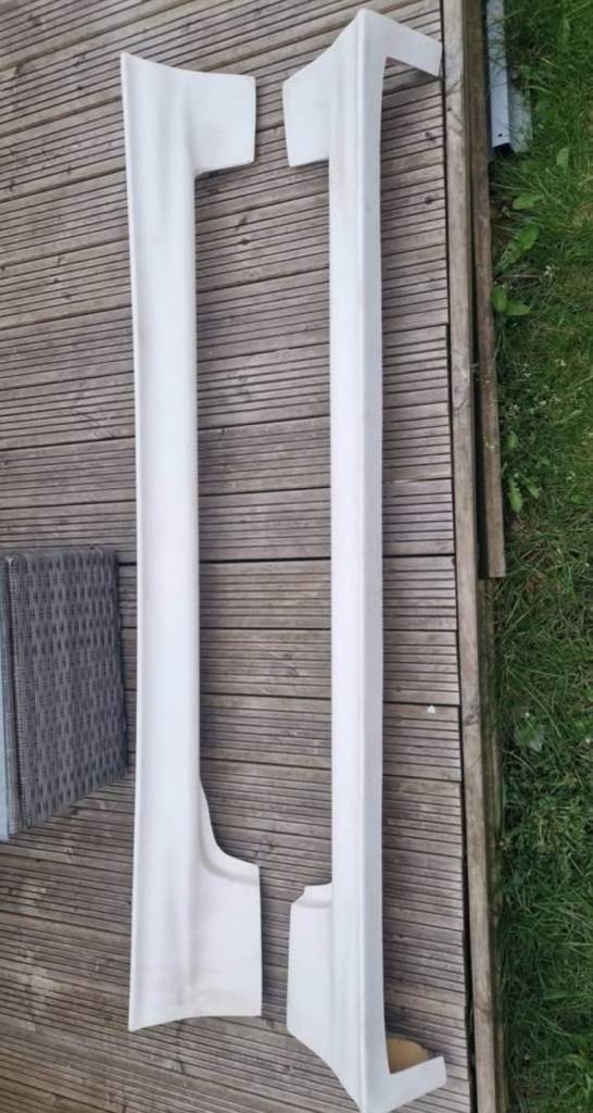 Honda crx fibreglass sideskirts 