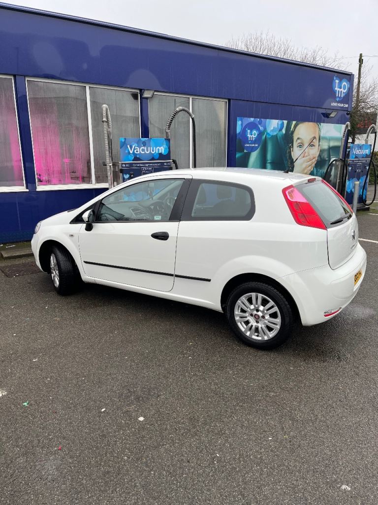 Fiat, PUNTO, Hatchback, 2015, Manual, 1242 (cc), 3 doors