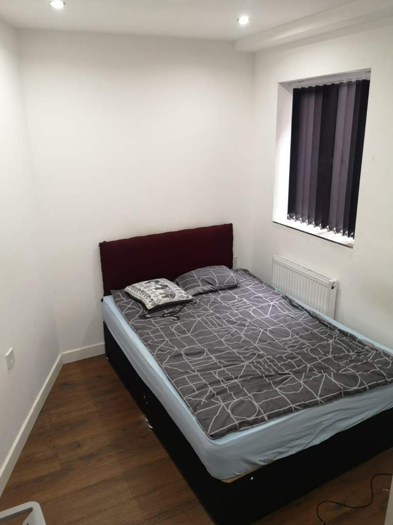 Ensuite Bedroom Available All Bills Included-Whalley Range
