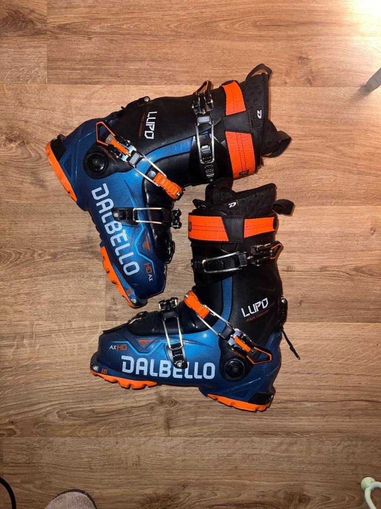 Men’s Dalbello Ski Boots - size 26.5/UK8 - 120 flex