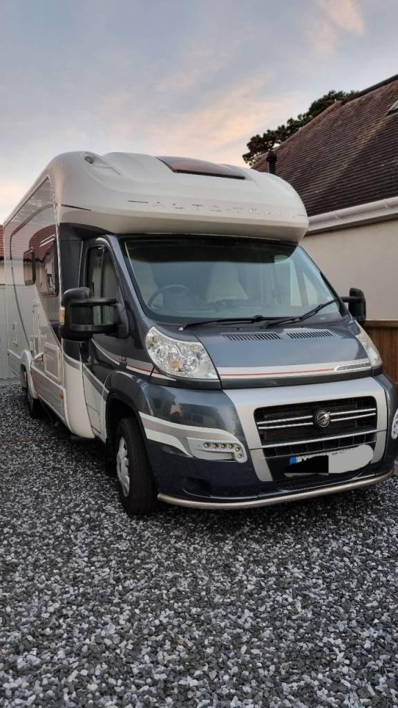 Autotrail Tracker FB 