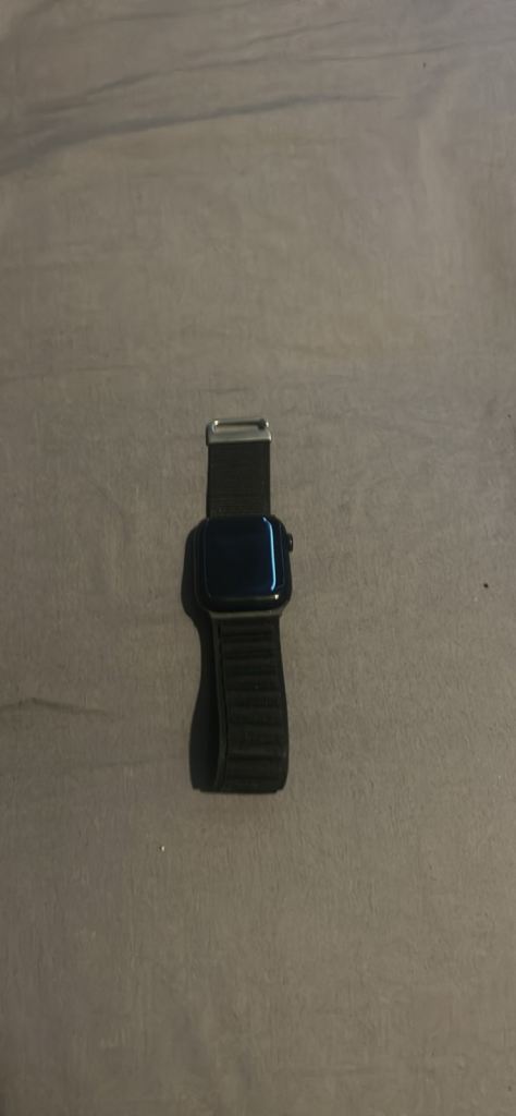 Apple Watch SE 2nd Gen - Cellular 