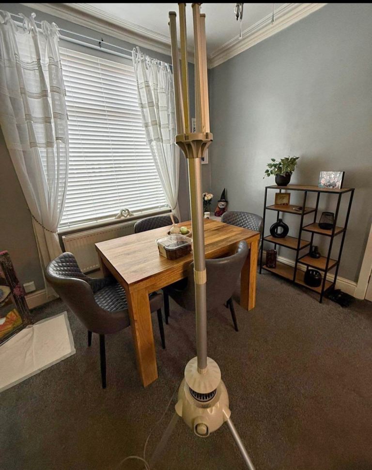Dry Soon Heated Airer with Cover – Good Condition