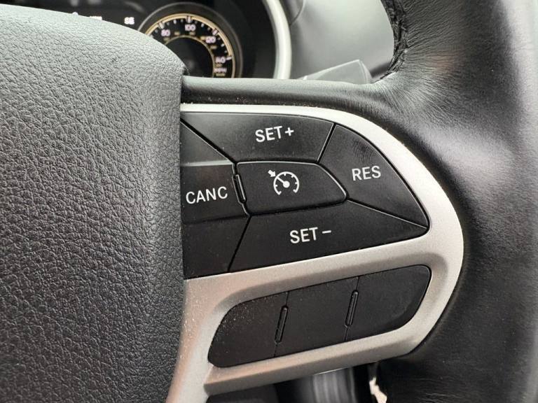 2018 Jeep Cherokee 2.2 MultiJetII Overland SUV 5dr Diesel Auto 4WD Euro 6 (s/s) (200 ps) ESTATE D...