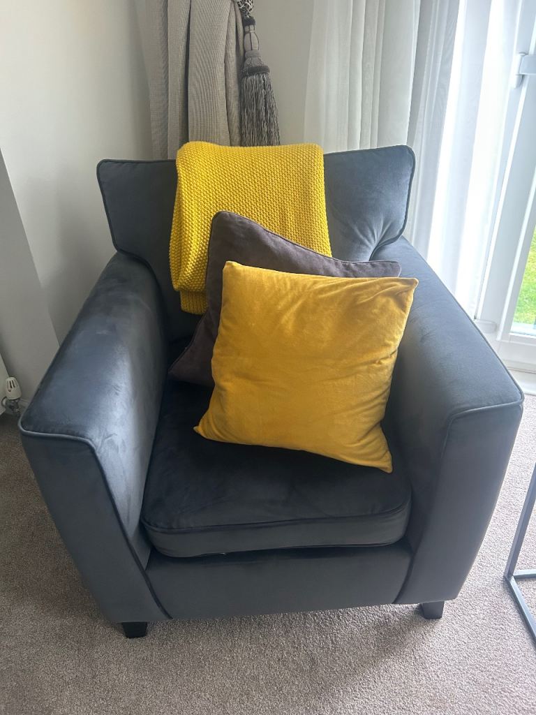 Modern Armchair – Dark Grey / Charcoal 