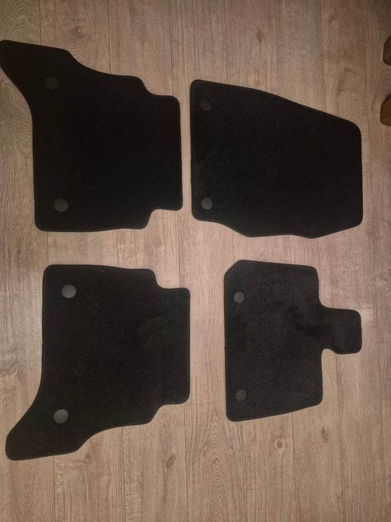 Range rover vogue car mats 
