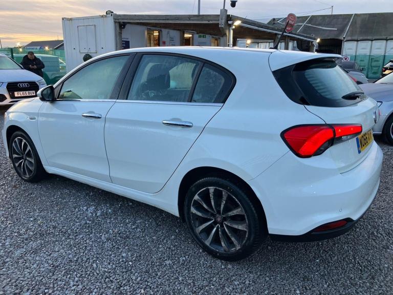 2017 Fiat Tipo 1.3 MultiJetII Lounge Euro 6 (s/s) 5dr HATCHBACK Diesel Manual