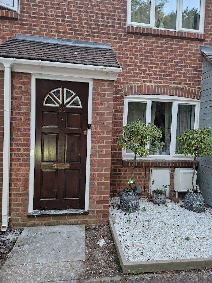 2 Bed House to Rent in HP2 Post code