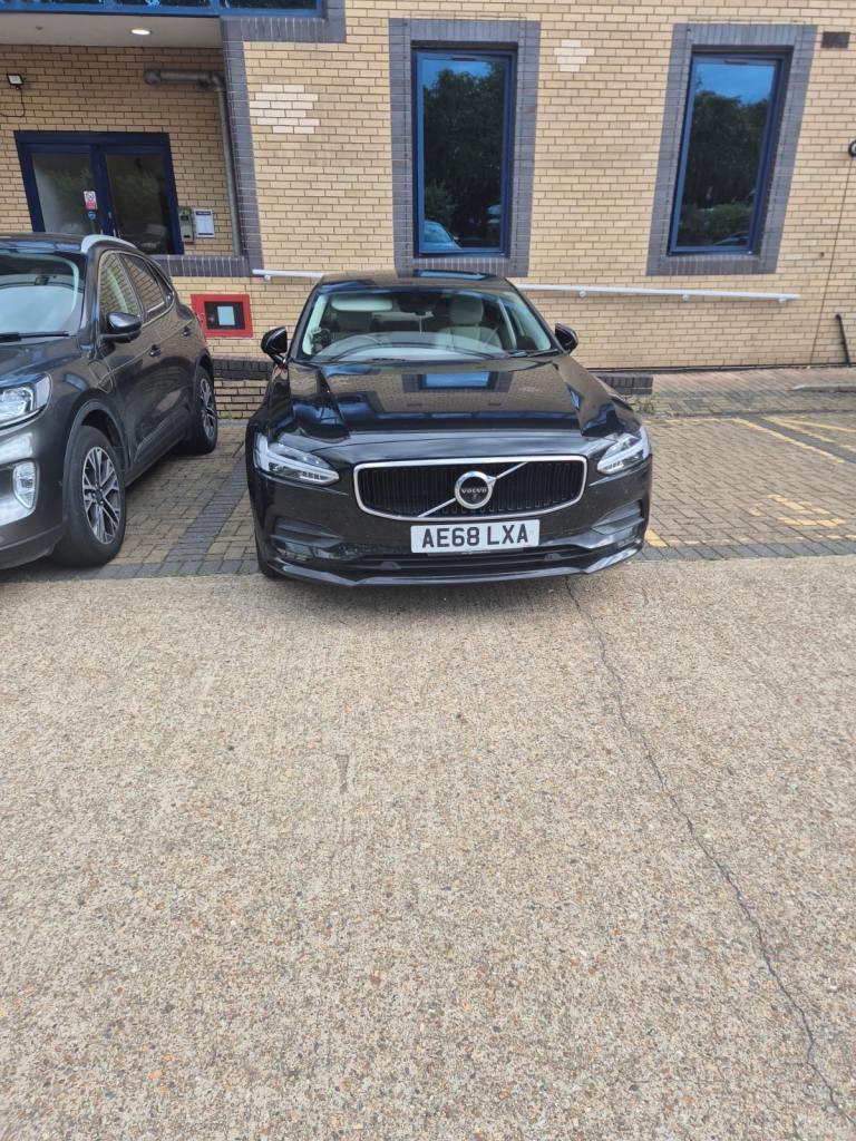 Volvo, S90, D4 Saloon, 2019, Semi-Auto, 1969 (cc), 4 doors