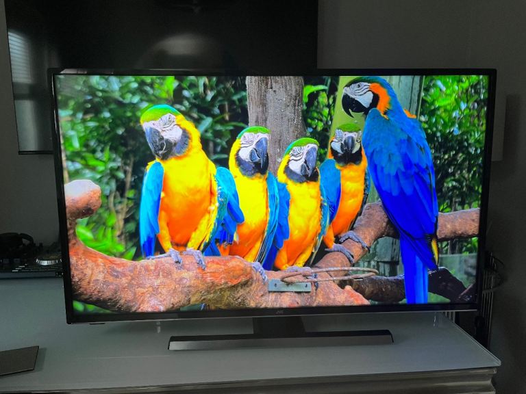 JVC 43” 4K UHD HDR LED Fire Smart TV – Excellent Condition