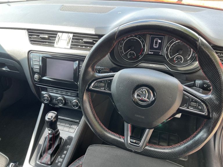 VRS, Automatic, DSG, Skoda, OCTAVIA, Estate, 2015, full service history and long MOT, HPi clear