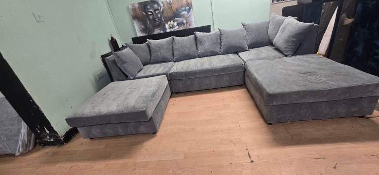 Canterbury plush Grey Velvet U shape £350