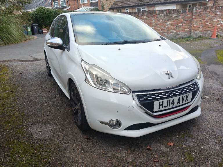 Peugeot 208 GTi, 11 months MOT, FSH