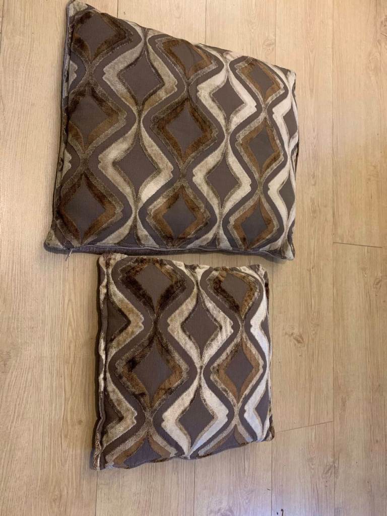 Brown Sofa Cushion Set X2 Decorative