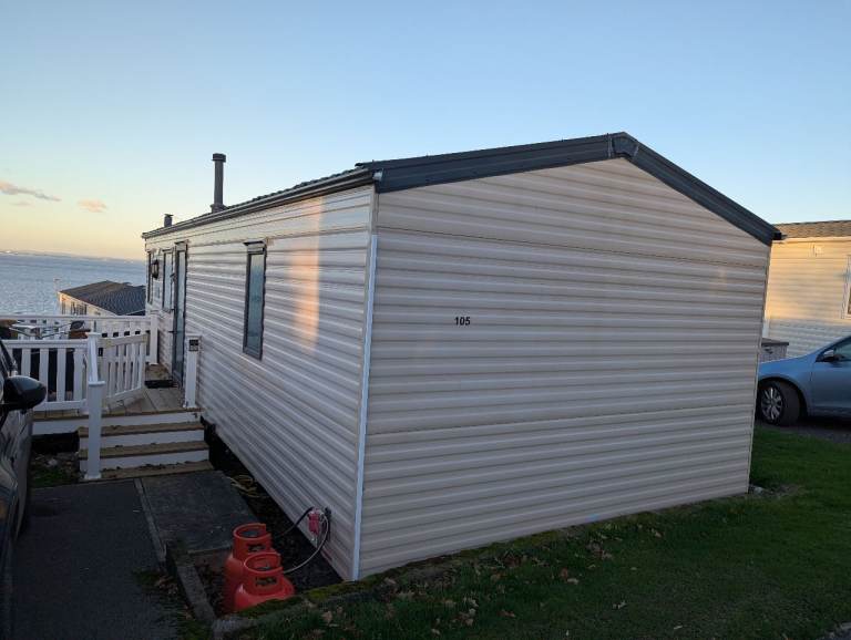 Willerby Richmond static caravan 33x12 2 bed off-site 