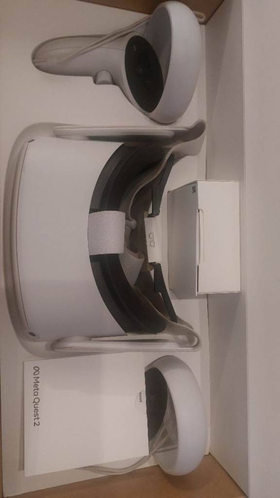 Meta Quest 2 VR Headset with Controllers - Good Condition