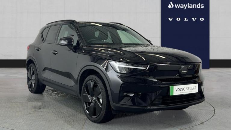 2025 Volvo EX40 Black Edition Plus, Single Motor Extended Range(Heated Seats, Carplay) Estate Ele...