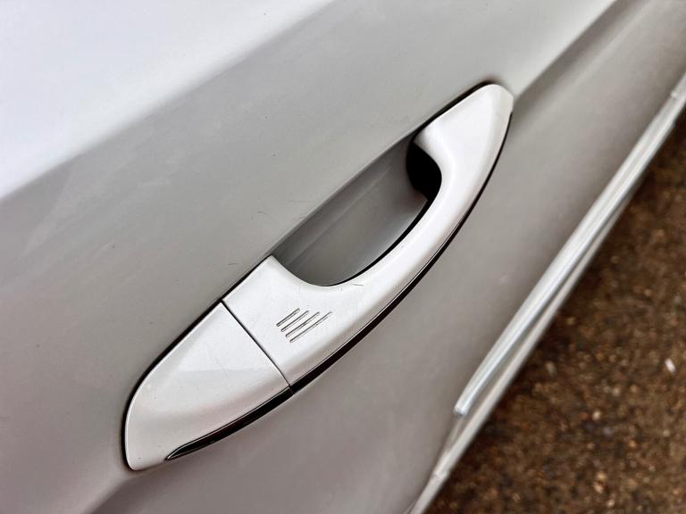 2019 Ford S-Max 2.0 EcoBlue 240 5dr Auto MPV Diesel Automatic