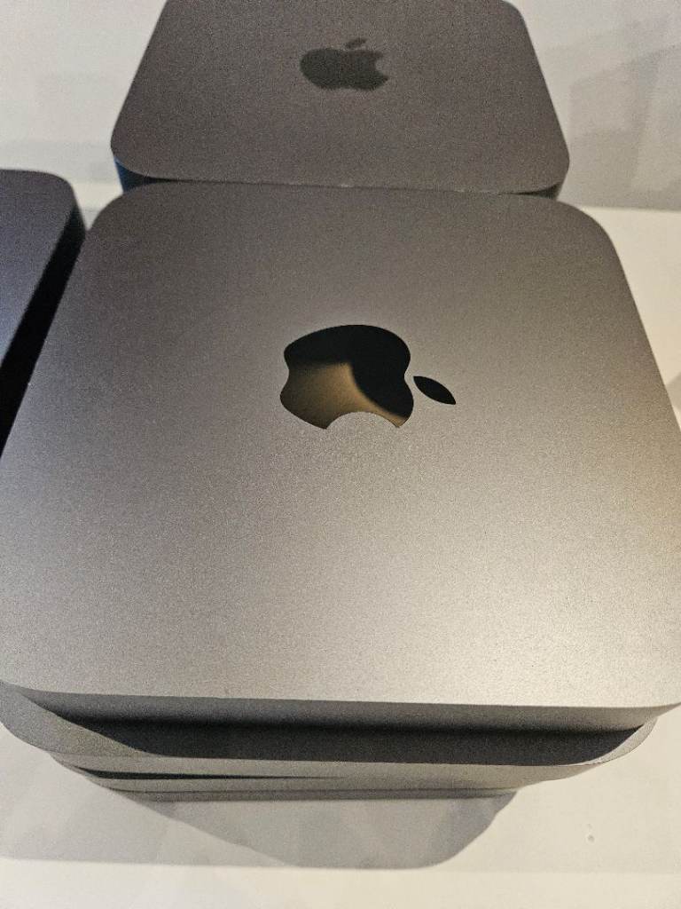 8 x Apple Home Computer MAC/ Office/ Home office - 3.2 GHz 6-Core Intel Core i7