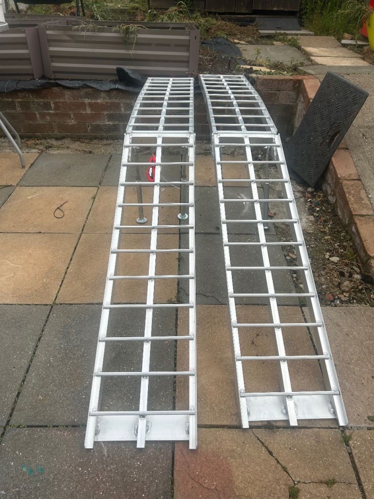 Motorcycle/quadbike ramps