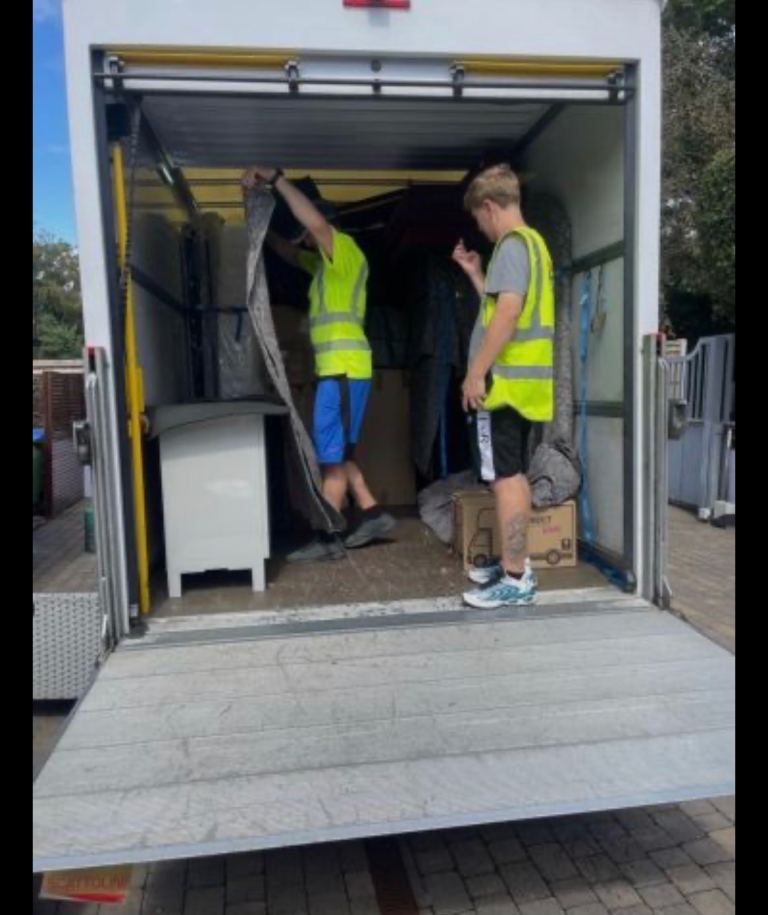 BEST PRICE MAN AND VAN 🚚 HOUSE REMOVAL RUBBISH REMOVAL CHEAP RELIABLE 🏍
