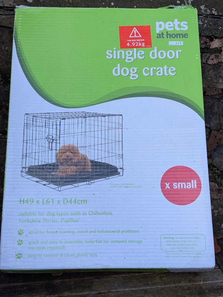 2 small dog crates £20 for the pair