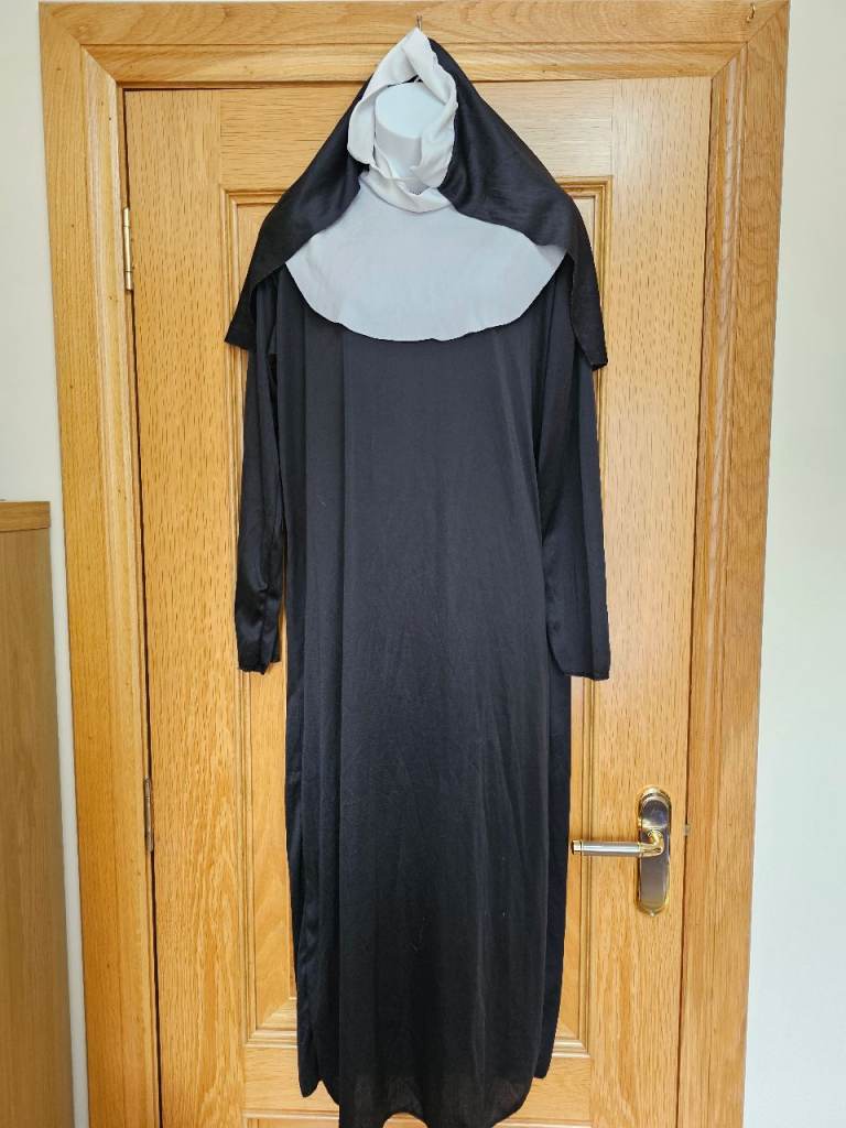 Ladies NUN Fancy dress