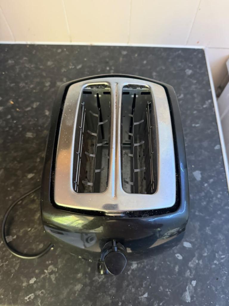 Russell Hobbs Black 2-Slice Toaster with Wide Slots