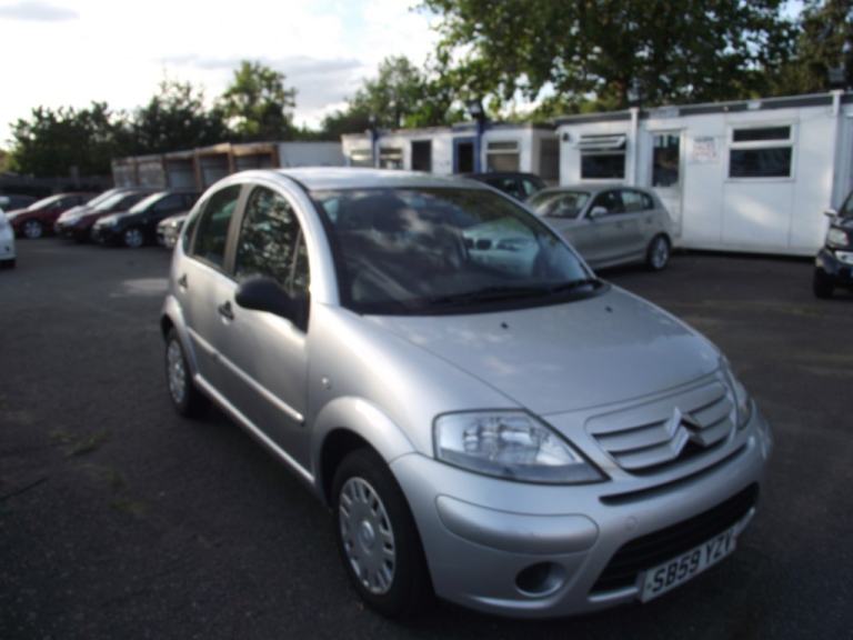 2010 Citroen C3 1.4i 8v (75bhp) VTR Hatchback 5d 1360cc  Hatchback Petrol Manual