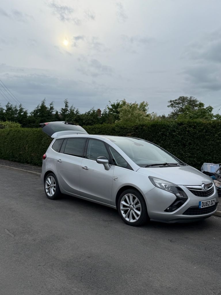 Vauxhall, ZAFIRA, MPV, 2012, Manual, 1956 (cc), 5 doors